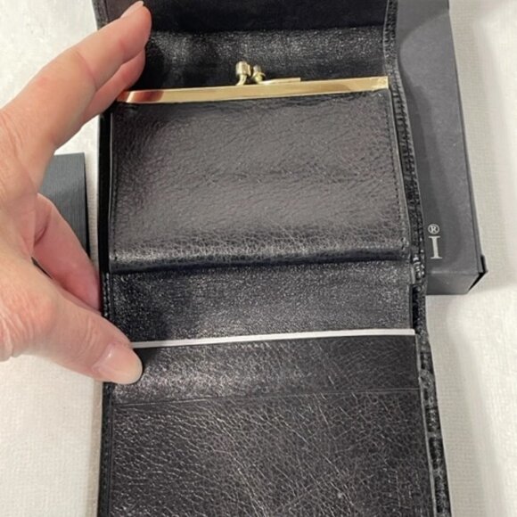Pierotucci Italian Leather black wallet NWT. - Picture 3 of 6